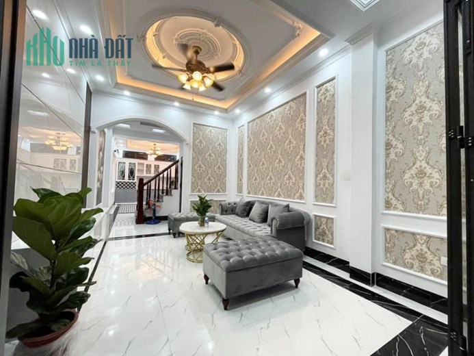 BÁN NHÀ MẶT PHỐ, TT ĐỐNG ĐA, LÔ GÓC VỈA HÈ ĐÁ BÓNG Ô TÔ 2 CHIỀU, KD VÔ ĐỐI–CHỈ 10 TỶ, SĐCC