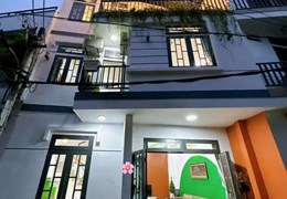 ♪ Nhà Nguyễn Hữu Thọ Kiệt 6m, gần đường, 45m2, 3 mê, còn mới, 3.x tỷ