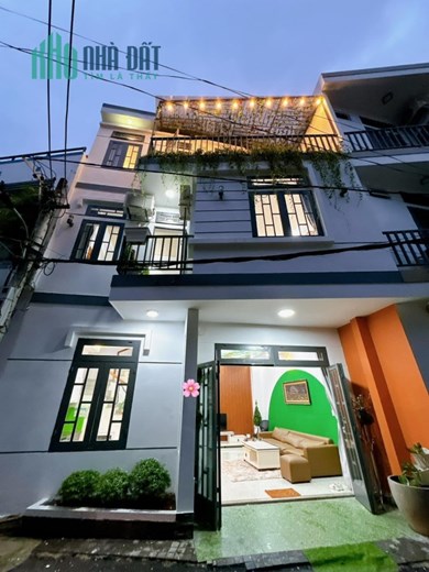 ♪ Nhà Nguyễn Hữu Thọ Kiệt 6m, gần đường, 45m2, 3 mê, còn mới, 3.x tỷ