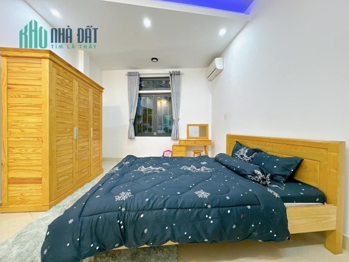 ♪ Nhà Nguyễn Hữu Thọ Kiệt 6m, gần đường, 45m2, 3 mê, còn mới, 3.x tỷ