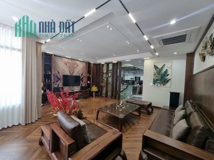 NGUYỄN VĂN CỪ - PHÂN LÔ HÀNG KHÔNG - GARA 2 Ô TÔ - THANG MÁY - KD VĂN PHÒNG - MẶT TIỀN SIÊU RỘNG