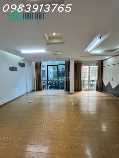 ChoThuê Văn Phòng Hoàng Cầu 35m2 - 7tr/tháng, 85m2 - 15tr/tháng