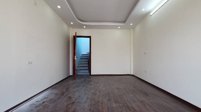 MUA HIỆN TẠI - BÁN TƯƠNG LAI
NHÀ ĐẸP NGÔ GIA TỰ - LONG BIÊN - 5 TẦNG NHÀ MỚI ĐÓN TẾT - GẦN CHỢ