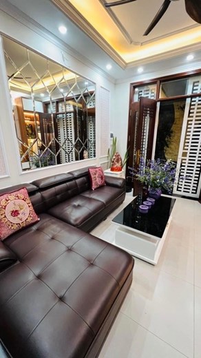 NHÀ MỚI ĐẸP-NỘI THẤT XỊN SÒ-PHỐ GIÁP BÁT-GẦN OTO-TRƯỜNG-CHỢ-DT 36M2x5T-GIÁ 4,6TỶ