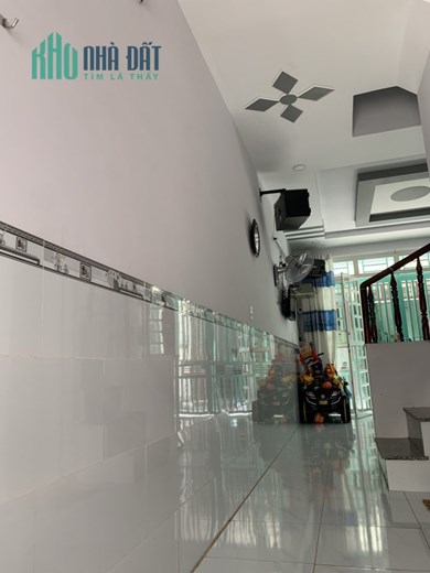 %%CHÍNH CHỦ CẦN BÁN NHÀ 1 TRỆT - 1 LẦU Ở  THỊ TRẤN CẦN GIUỘC -  HUYỆN CẦN GIUỘC - LONG AN.