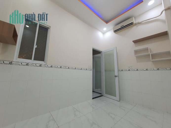 BÌNH TÂN - CHIẾN LƯỢC - BÌNH TÂN  - NHÀ MỚI CHỈ XÁCH VA LY VÀO Ở - GIÁ CHỈ 3 TỶ HƠN
