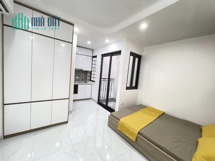 A CHÍNH CHỦ tòa nhà 6T*95m2 phố Cầu Giấy,18 tỷ,20P THANG MÁY,ô tô,vuông,DT 1.4 tỷ năm, hiếm nhà nội