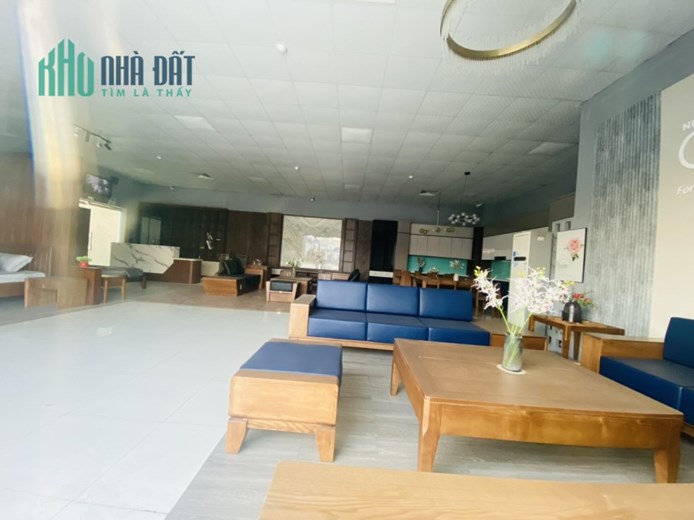 Cho thuê 150m2 mặt đường Nguyễn Tất Thành, Tích Sơn