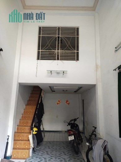 BÌNH TÂN - NHÀ 3 TẦNG - HAI MẶT HẺM XE HƠI THÔNG - CÁCH VÀI CĂN RA ĐƯỜNG LỚN - HẦU NHƯ KHÔNG CÓ LỘ