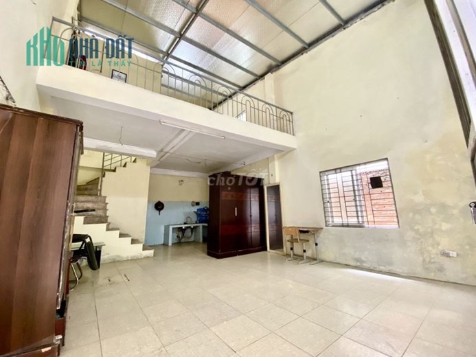 Cho thuê nhà riêng thoáng mát 40 m2 + lửng 15 m2 tại Ngõ 123 Ngọc Hồi, Hoàng Mai