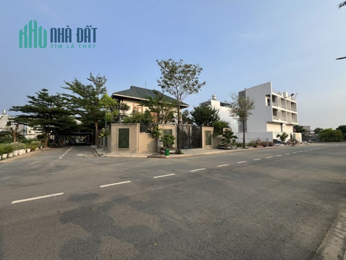 Bán đất xây dựng ngay đường Lê Văn Lương quận 7 , đường 12 m , giá chỉ 5,15 tỷ , đã có sổ hồng, khu