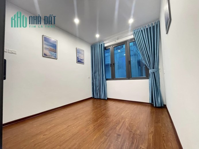Bán nhà phố Minh Khai, Vị trí cực đẹp, Nhà mới sát mặt phố, Chỉ 2 Tỷ 4 Tầng