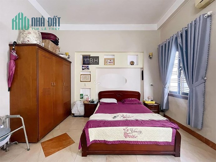 Cần bán gấp nhà 3 tầng x90m2 đường Cù Chính Lan- Thanh Khê - Đà Nẵng - nhỉnh 3 tỷ