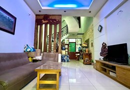 BÁN NHÀ QUẬN 8, MẶT TIỀN PHẠM THẾ HIỂN ( 73 M2  )  2 TẦNG , GIÁ RẺ ,  CÒN BỚT
