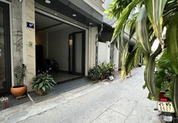 Bán nhà Bồ Đề,Long Biên nhà đẹp 53m2,5 tầng ,oto vào nhà nhỉnh 7 tỷ