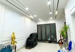 Siêu Rẻ, Bán nhà đẹp Lò Đúc 40m2, 4 Tầng, MT 5,6m, Cách MP 10m giá 6,5 Tỷ