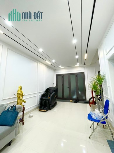 Siêu Rẻ, Bán nhà đẹp Lò Đúc 40m2, 4 Tầng, MT 5,6m, Cách MP 10m giá 6,5 Tỷ