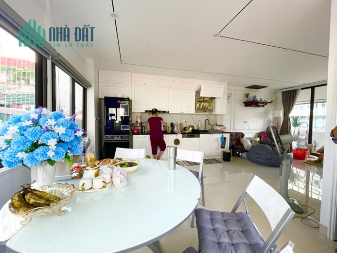 Siêu Rẻ, Bán nhà đẹp Lò Đúc 40m2, 4 Tầng, MT 5,6m, Cách MP 10m giá 6,5 Tỷ