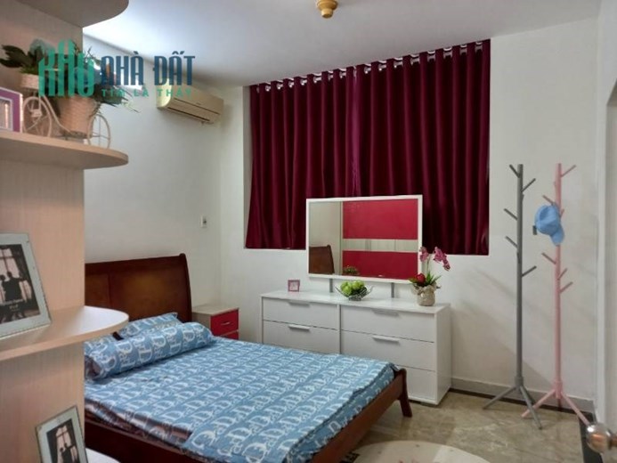 Cho thuê Penthouse Central Garden 328 Võ Văn Kiệt Q1 TPHCM