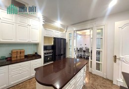 Bán gấp nhà phố Dương Quảng Hàm Cầu Giấy 68m 10 tỷ