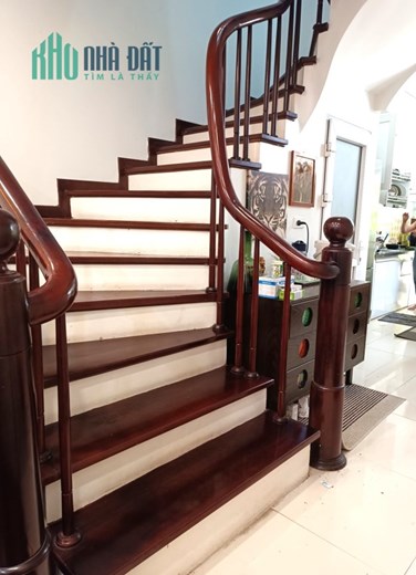 Hiếm, chính chủ cần bán ngay nhà 6 tỷ 59m khu Hồ Tây
