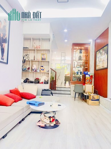Khu Vip sát Lê Văn Quới Bình Tân 80m2 4 tầng nhỉnh 5 tỷ.