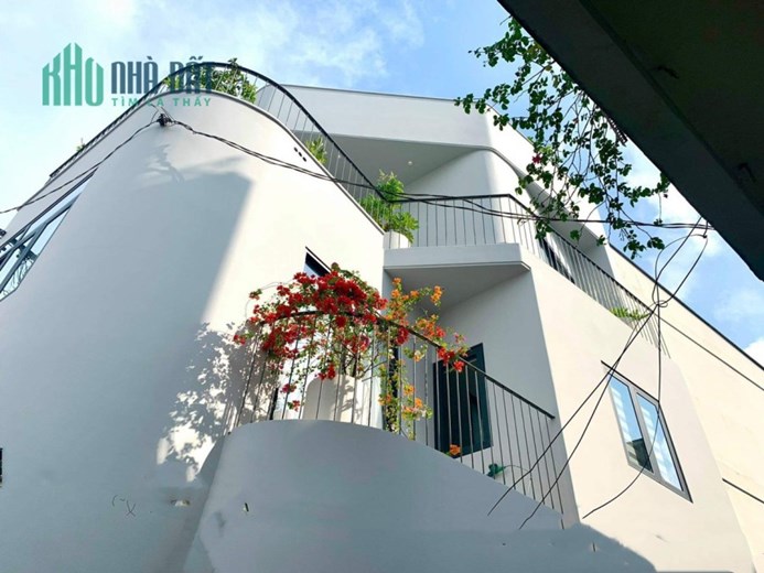 Bán nhà gần đường 3/2 hẻm xe tải  Phường 10 Quận 3, diện tích 120m2, giảm sâu còn 6 tỷ 69