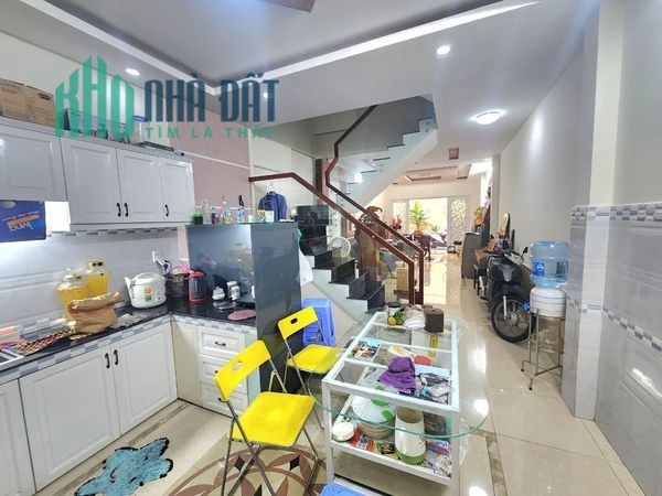 Nguyễn Kiệm - Khu Vip - Dân Trí Cao - An Ninh - Hẻm Xe Hơi Thông - Sát Mặt Tiền 11,9 tỷ