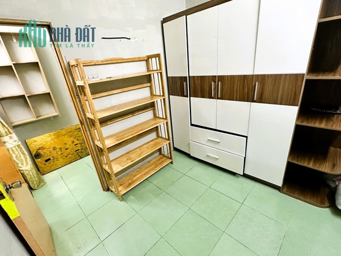 Cho thuê nhà nguyên căn 100m2 1pn full nội thất hẻm xe hơi đường 9 Linh Trung