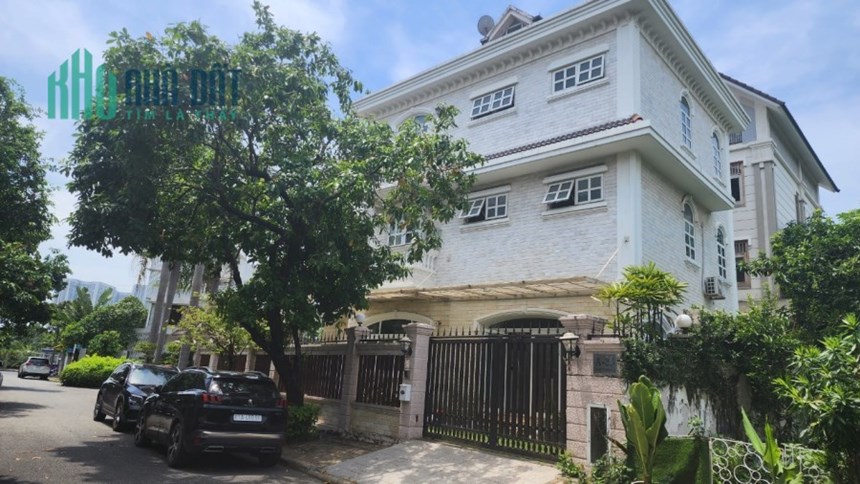 Bán Biệt Thự Đơn Lập Cao Cấp Khu Nam Thông 1,quận 7,400M2,nt Cao Cấp,giá 88 Tỷ,lh0907753508