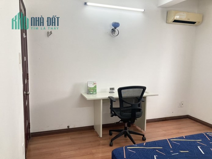 Cho thuê căn hộ chung cư 141 Nguyễn Tri Phương, Phường 8, Quận 5