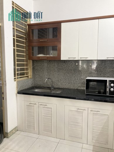 Cho thuê căn hộ chung cư 141 Nguyễn Tri Phương, Phường 8, Quận 5