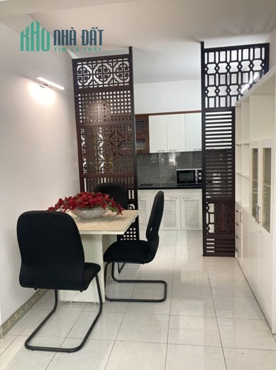 Cho thuê căn hộ chung cư 141 Nguyễn Tri Phương, Phường 8, Quận 5