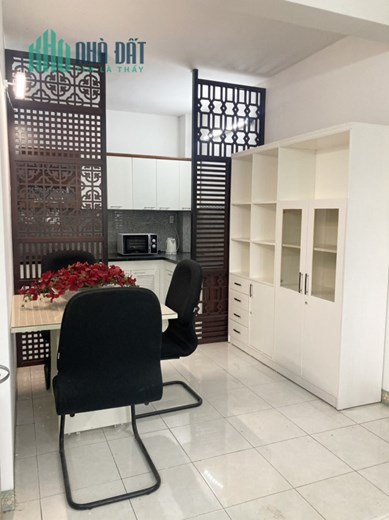 Cho thuê căn hộ chung cư 141 Nguyễn Tri Phương, Phường 8, Quận 5