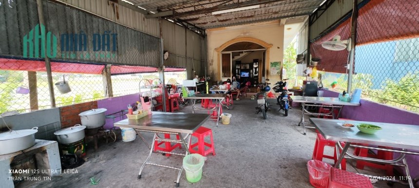 Bán đất và nhà mặt tiền trung tâm thị trấn Tân Trụ giá 6 tỷ