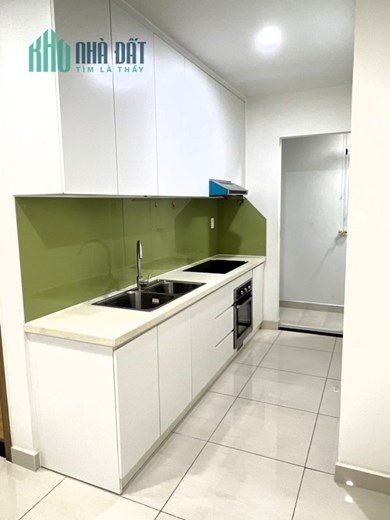 Cho thuê căn hộ 68m2 2pn có nội thất tầng trung chung cư Lavita Charm Trường Thọ
