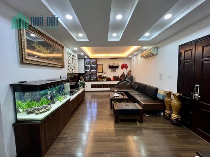 Bán căn hộ 156.5m2, chung cư 101 Láng Hạ, 6.x tỷ- 0975118822