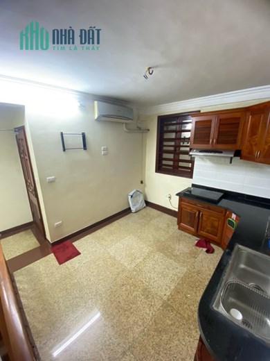 GẦN PHỐ, NHÀ ĐẸP Ở LUÔN, SÂN THOÁNG – 5 tầng Thuốc Bắc 19m chỉ 3.15 tỷ