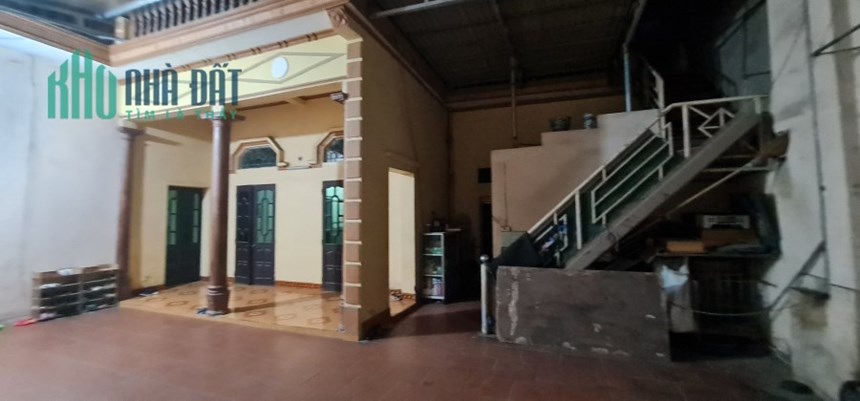 Bán nhà thị trấn Hương Canh (mặt QL2) 179m2, mặt tiền 14m, miễn TG