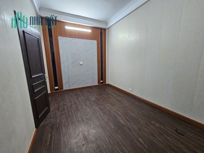Nhà Bạch Đằng – 38m x 4T – Ngõ rộng nhất phố - 4.6 Tỷ