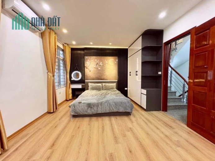 Bán nhà ngõ Hoa Bằng, Cầu Giấy 35.8m2 4PN, 5 tầng, giá 3.45 tỷ, MT 3m