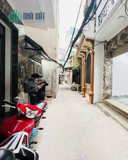Bán nhà trong ngõ Láng Hạ, Đống Đa 32m2 giá 3.25 tỷ, 4 tầng, 3PN, MT 3m