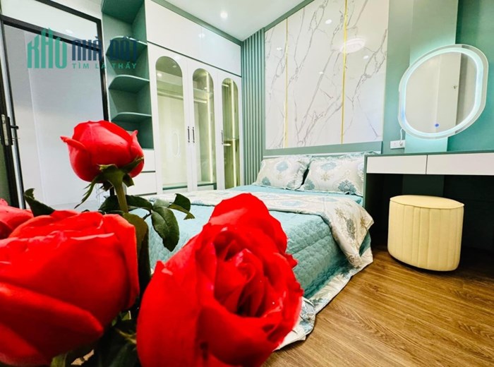 Bán nhà ngõ Thái Hà, Đống Đa 32.45m2 giá 3.75 tỷ, 4 tầng, 3PN, MT 2.95m