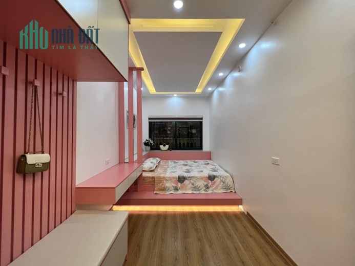 Bán nhà ngõ Nguyễn Ngọc Nại, Thanh Xuân 34m2 giá 3.35 tỷ, 5 tầng, 4PN, MT 3.6m
