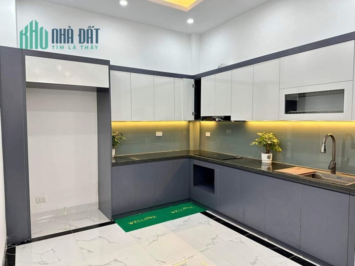 Bán nhà ngõ Minh Khai, Hai Bà Trưng 36m2 giá 3.25 tỷ, 5 tầng, 4PN, MT 3m