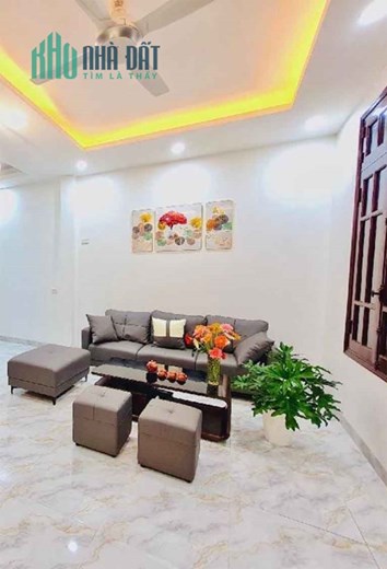 Bán nhà ngõ Thanh Nhàn, Hai Bà Trưng 30m2 giá 3.05 tỷ, 4 tầng, 3PN, MT 3m
