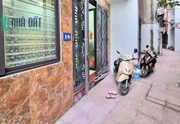 Bán nhà ngõ Định Công Hạ, Hoàng Mai 33m2 giá 3.35 tỷ, 5 tầng, 4PN, MT 3m