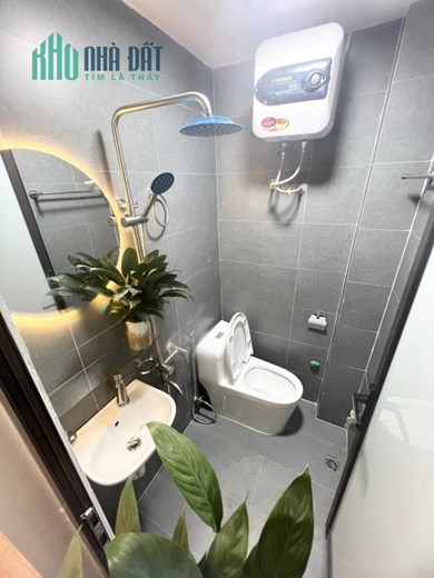 Bán nhà ngõ Hoàng Hoa Thám, Ba Đình 36m2 giá 3.65 tỷ, 5 tầng, 4PN, MT 3m