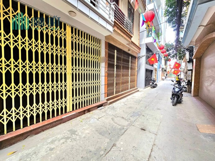 Bán nhà ngõ Đào Tấn, Ba Đình 30m2 giá 3.25 tỷ, 4 tầng, 3PN, MT 3m