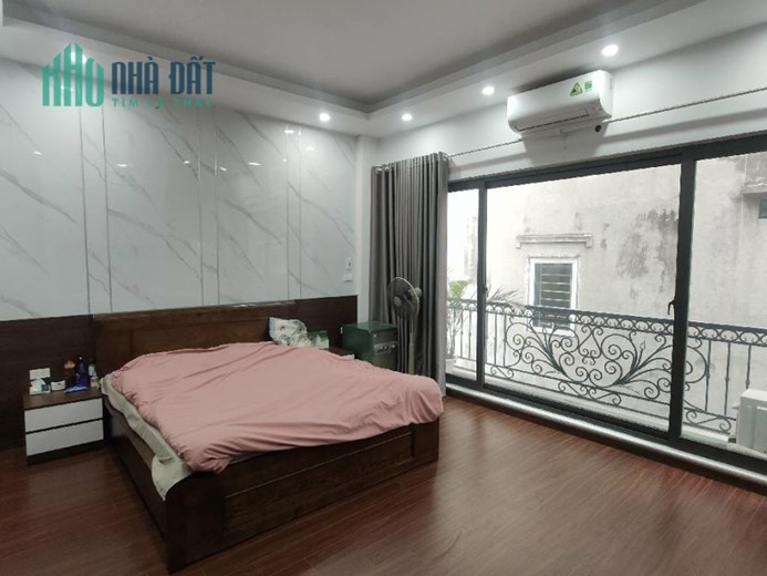 Bán nhà ngõ Phạm Hùng, Nam Từ Liêm 42m2 giá 4.15 tỷ, 5 tầng, 4PN, MT 3m